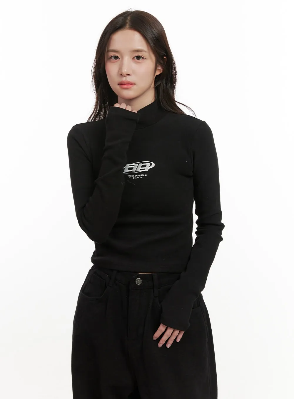 Chic Graphic Crop Turtleneck ON429