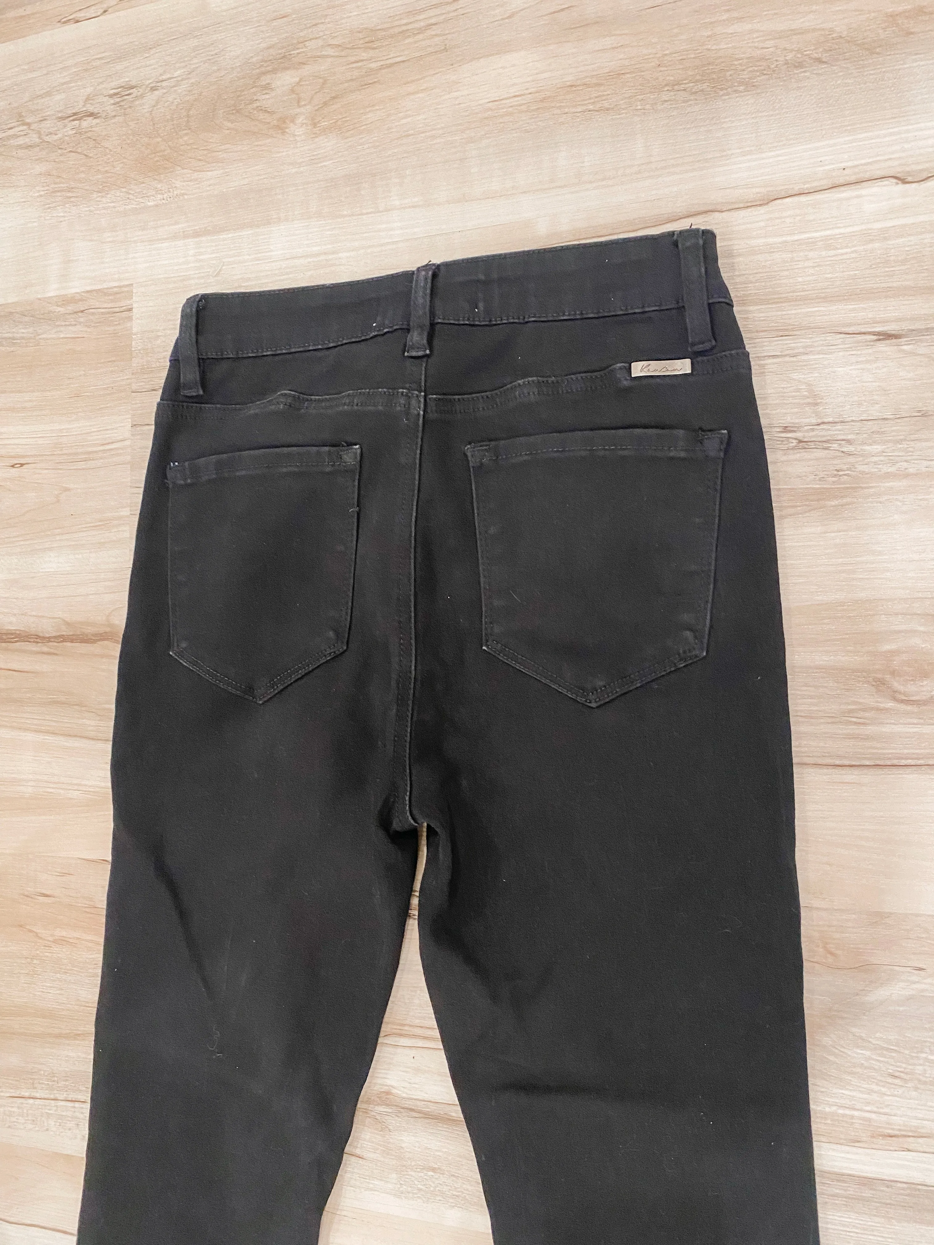 Kan can stretchy skinny jeans