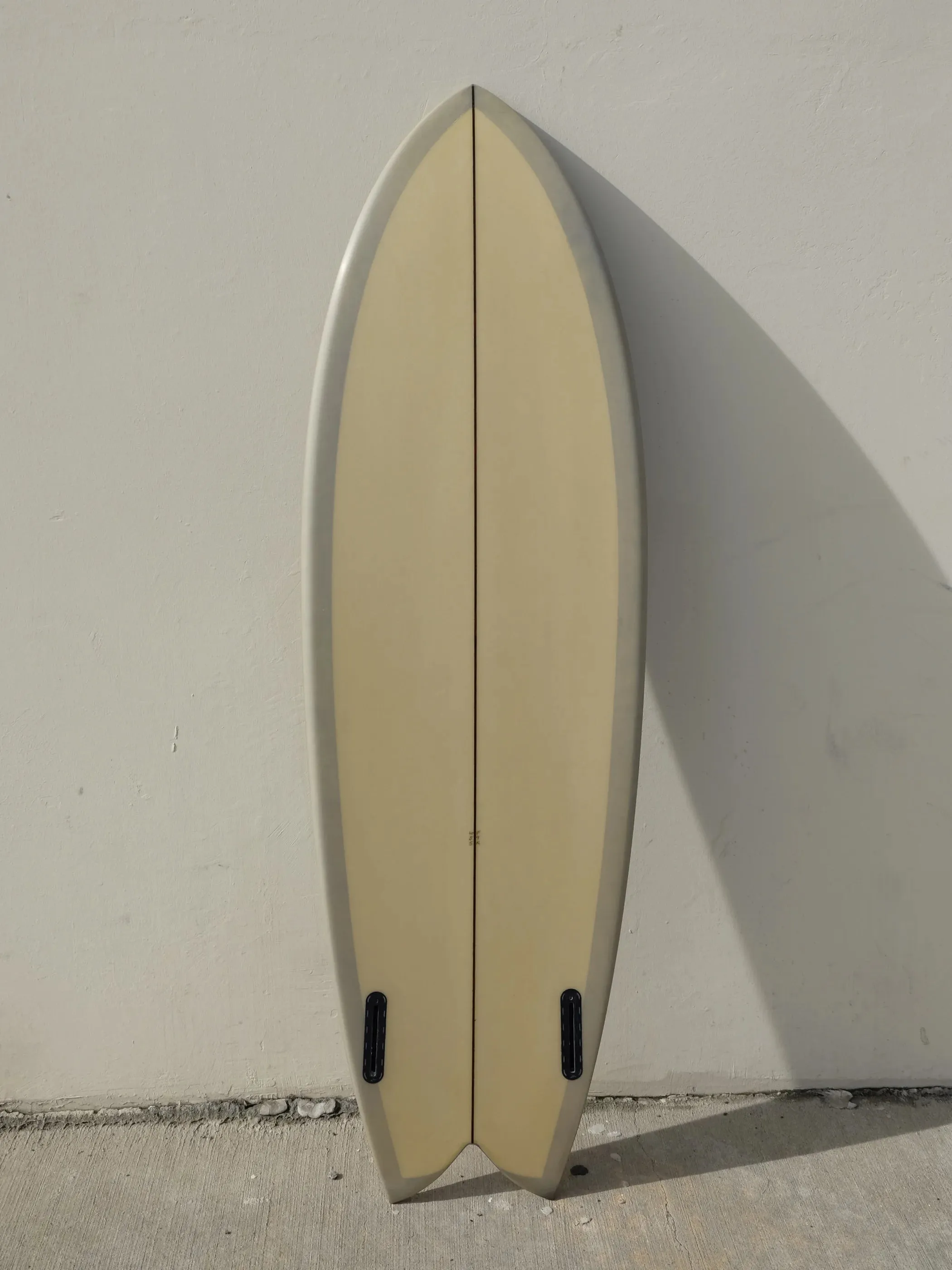 Love Machine | 5'9" Wills Fish | Purple/Tan Surfboard