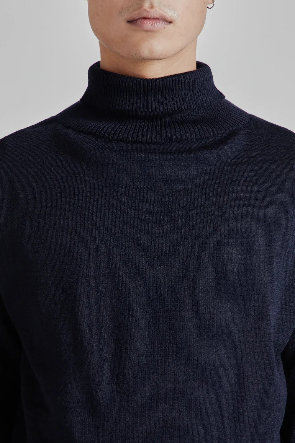Marine Turtleneck - Navy Blue