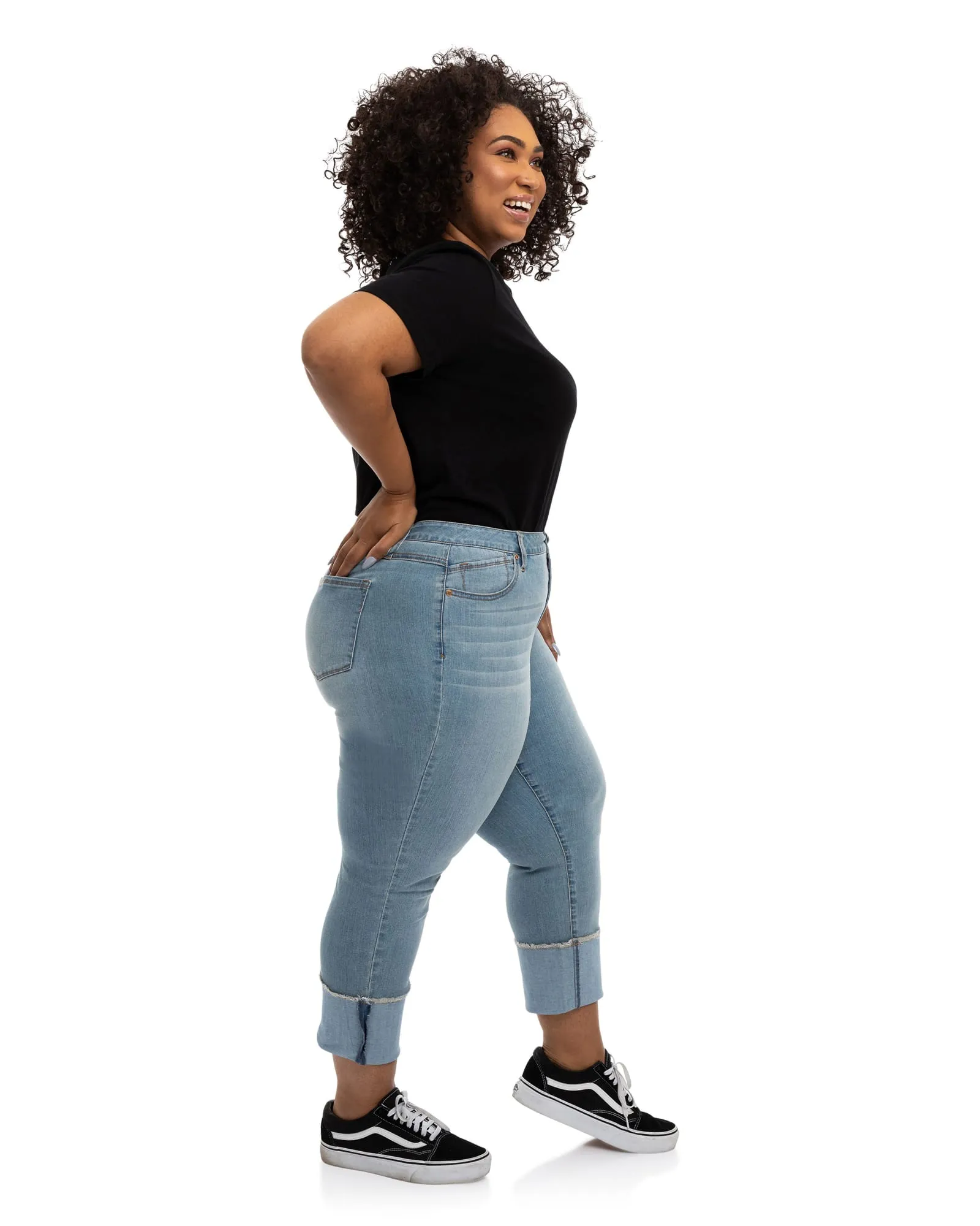 Sheila Mid Rise Crop Straight Jean | Caley
