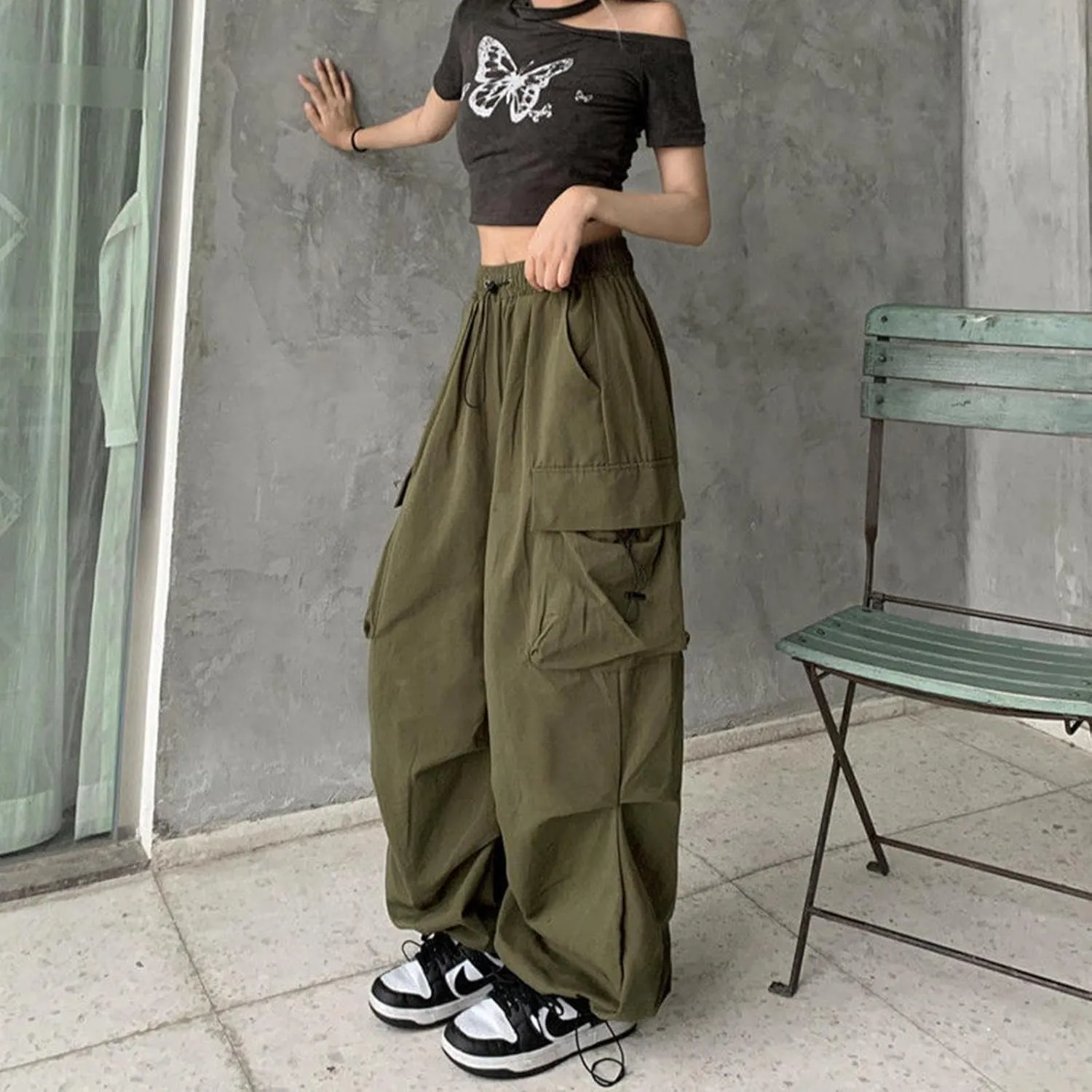 Womens Cargo Sweatpants with Pockets Hop Joggers Sweatpants Drawstring Casual Loose Wide Leg Casual Comfy Soft with