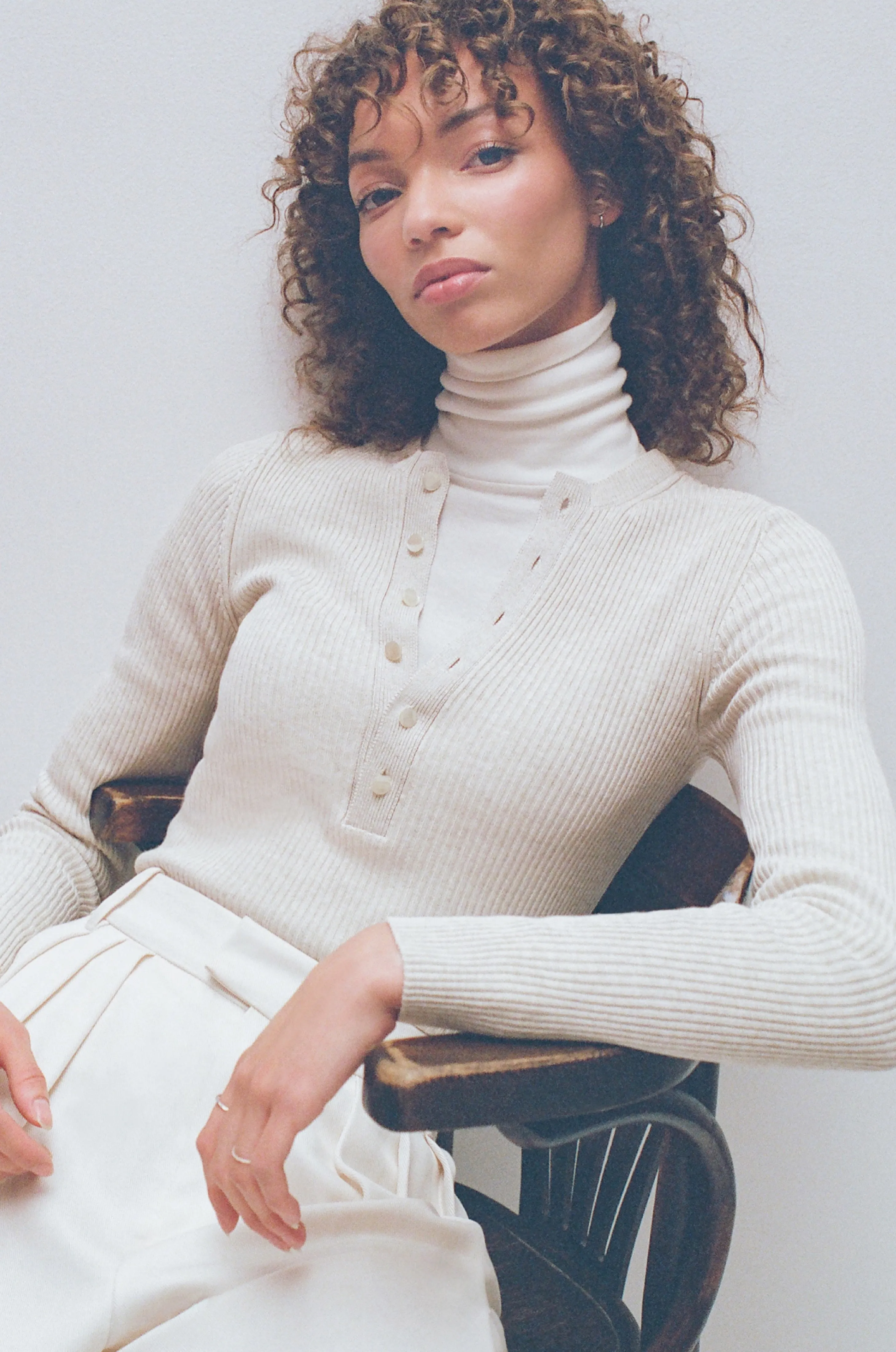Women's Fitted Turtleneck in Marshmallow